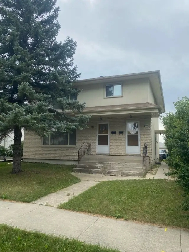326 Milford for RENT MAIN FLOOR  2 Bed 1 Bath