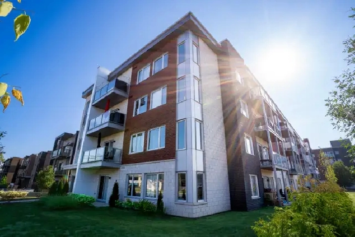 Superbe loft au 3e étage | Saint-Constant