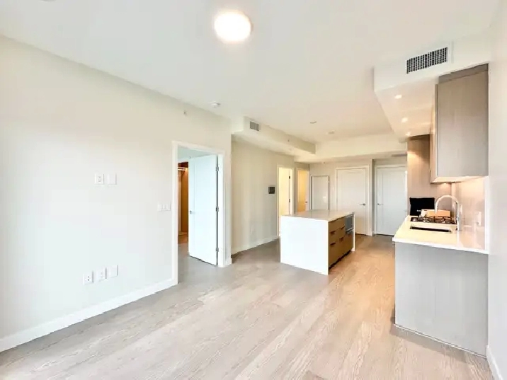 Private Den for Rent at UBC – Wesbrook Village
