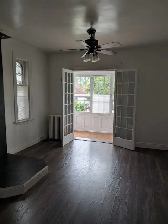 Large Victorian 2 bedroom