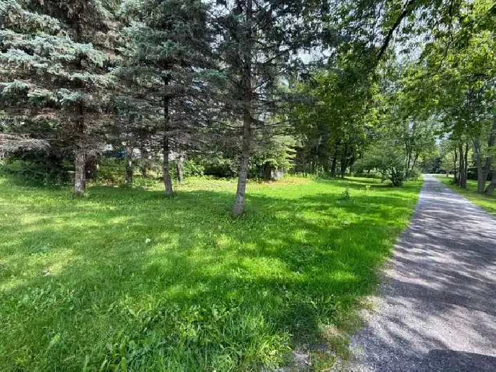 TERRAIN À VENDRE – TROIS-RIVIÈRES