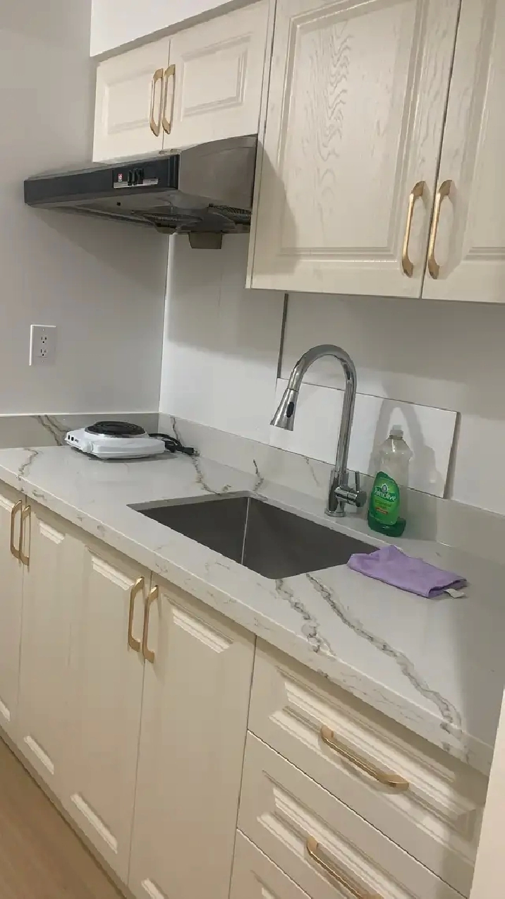 Basement private rooms for rent