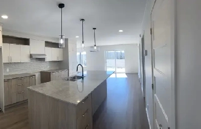 Duplex sans escalier avec garage, Edmundston-Nord