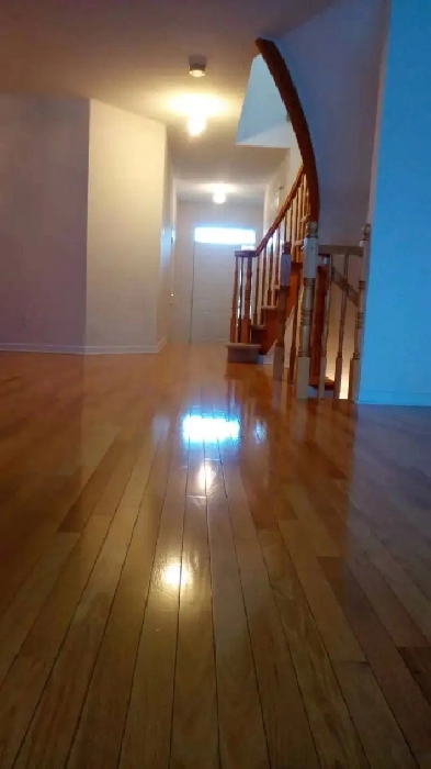 (Move-in) Beautiful 3-Bedroom Townhouse for rent in Kanata Lakes