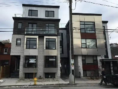 1 Bedroom Loft Apartment (Lyon St. North)