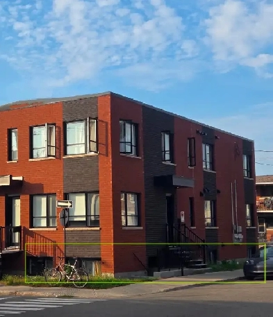 5 1/2 AHUNTSIC - 1e Novembre, 3 chambres fermees, Marche Central