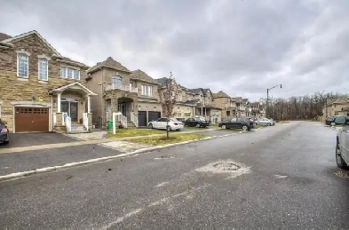 Spacious 2-Bedroom Basement Apartment – Brampton