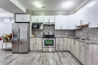 Skyview Northeast near Airport like new 2 Bed Legal Basement