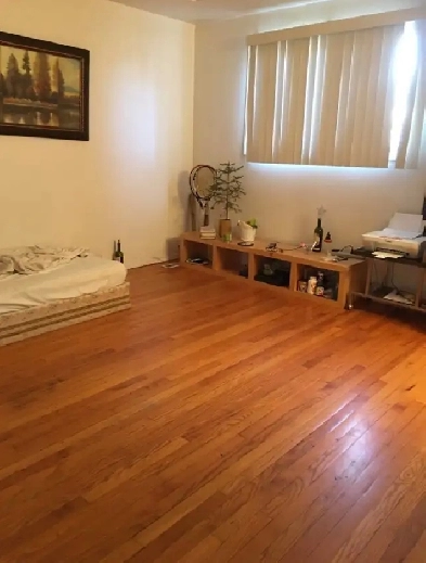 MasterRoom w Private Bathroom - near Lions Park ctrain &SAIT
