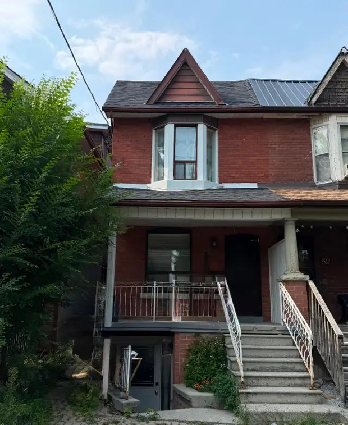 Bloor West Village 3 Beds 2 Baths - Unit for Rent