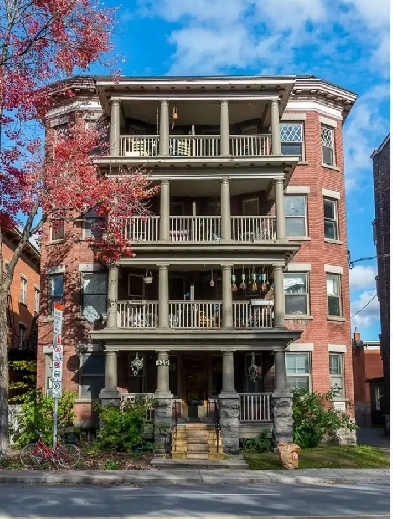 3 Bedroom Apartment on Elgin Street – Available September 1st! |