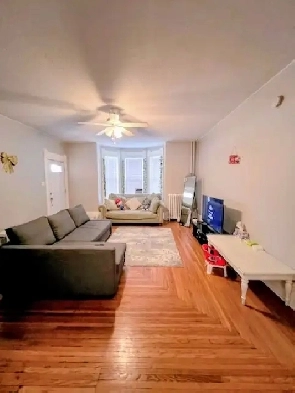 Furnished Unit-Central Sarnia-Avail. October 1st-$1800