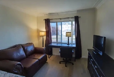 Libre en octobre: Joli chambre dans l'appartement 5,5