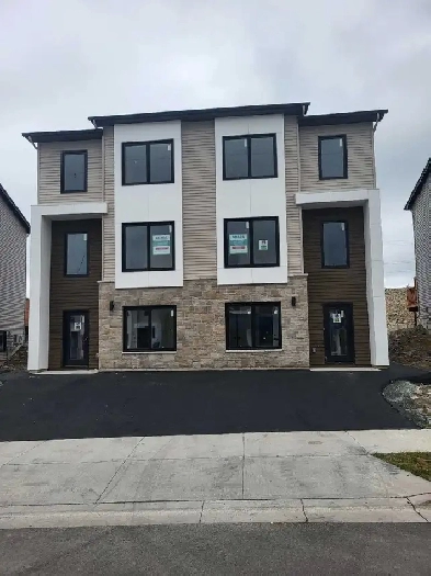 3 Bed 2.5 Bath