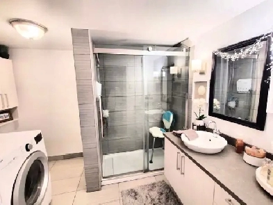 6 1/2 à louer Longueuil, cour privée