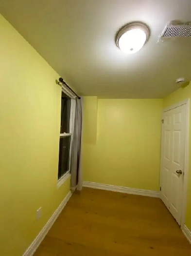 ROOMS $825/$850/mo, LANSDOWNE SUBWAY ST (BLOOR&LANSDOWNE)