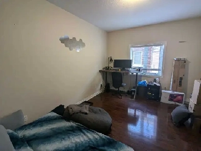 Furnished Room Semi-private Washroom Brampton