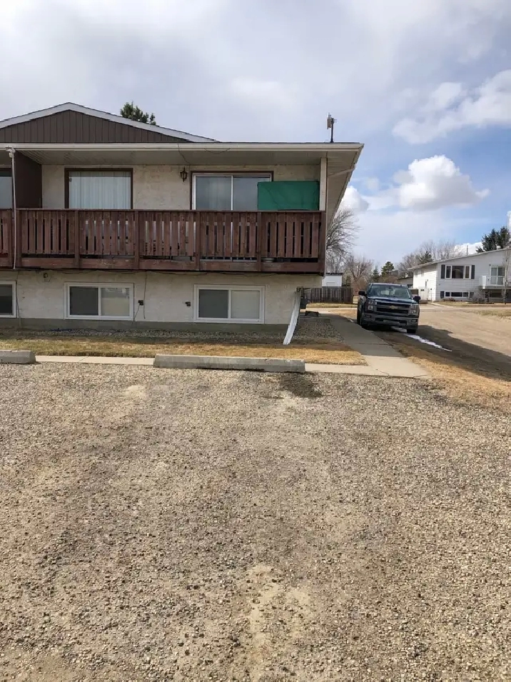 2 Bedroom 1.5 Bath 4 plex unit.