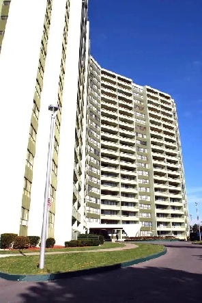 Beautiful 1 Bedroom   Den with in-suite laundry. Utilities Inc.!