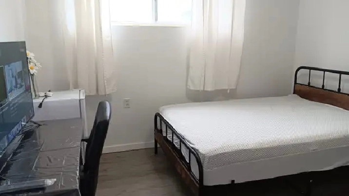 PRIVATE ROOM FOR RENT – ALL UTILITIES INCLUDED