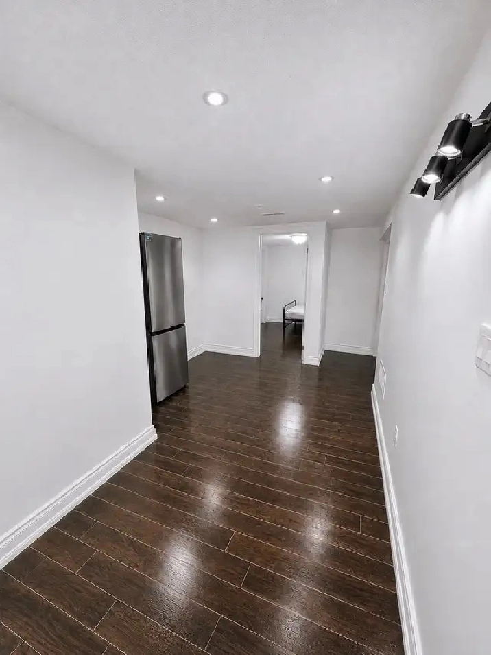 2-Bdrm Basement Apartment for Rent Near Seneca Colleg