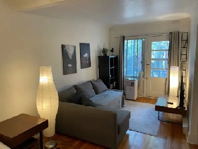 Superbe 2 ½ tout inclus et meublé dans Rosemont