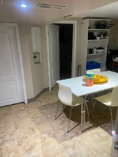 Make only room rental $450 students welcome