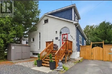 Charming Northern Ontario Home  - Great Income Investmen