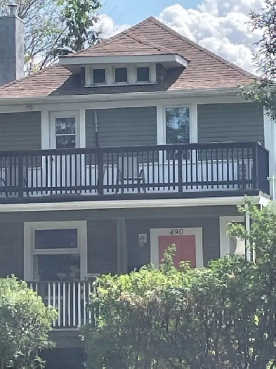 2 bedroom   sunroom for rent
