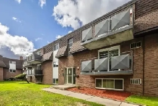 Dunn Park Apartments in Niagara Falls