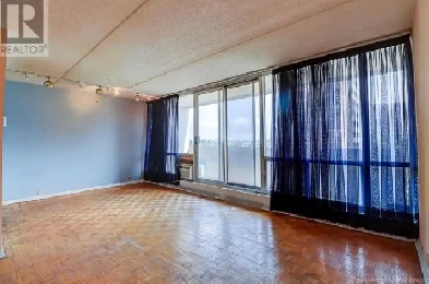 Spacious 1-Bedroom Condo for Rent – Kennedy & Ellesmere