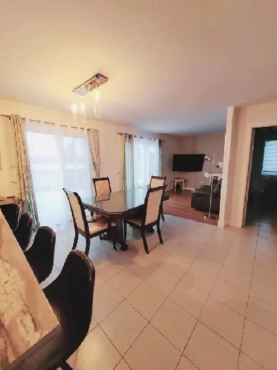 DISPONIBLE 1er SEPTEMBRE CHAMBRES À LOUER