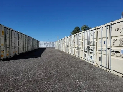 Self Storage Conventiently located near Calgary, Balzac, Airdrie