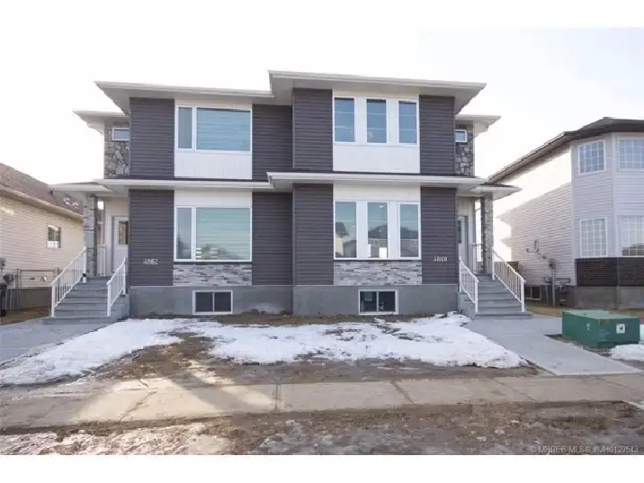 EXECUTIVE DUPLEX AVAILABLE FOR LONG TERM