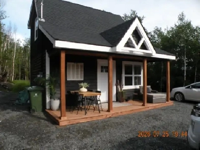 VALUE PLUS !  LAKE ACCESS LOVELY HOME ON 1 ACRE PRIVACY