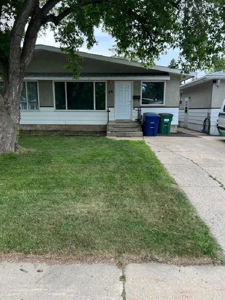 3 bed-room duplex for rent - East Side Saskatoon