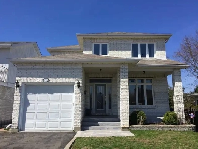 1 Large Basement Rooms - Blossom Park - Bank/Huntclub