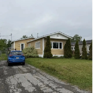 37 Gray Ave, Gander
