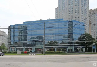 $750/mo – Single Office Spaces for Lease – Humber Bay W