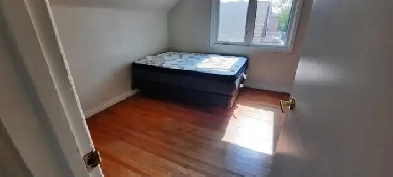 Private Room for rent in North Etobicoke, Girls ONLY $700