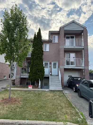 4 1/2 apartment in Pierrefonds a louer