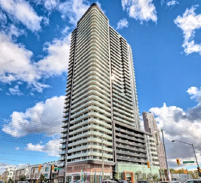 Room for rent - Vaughan - VMC TTC Zum YRT Wonderland
