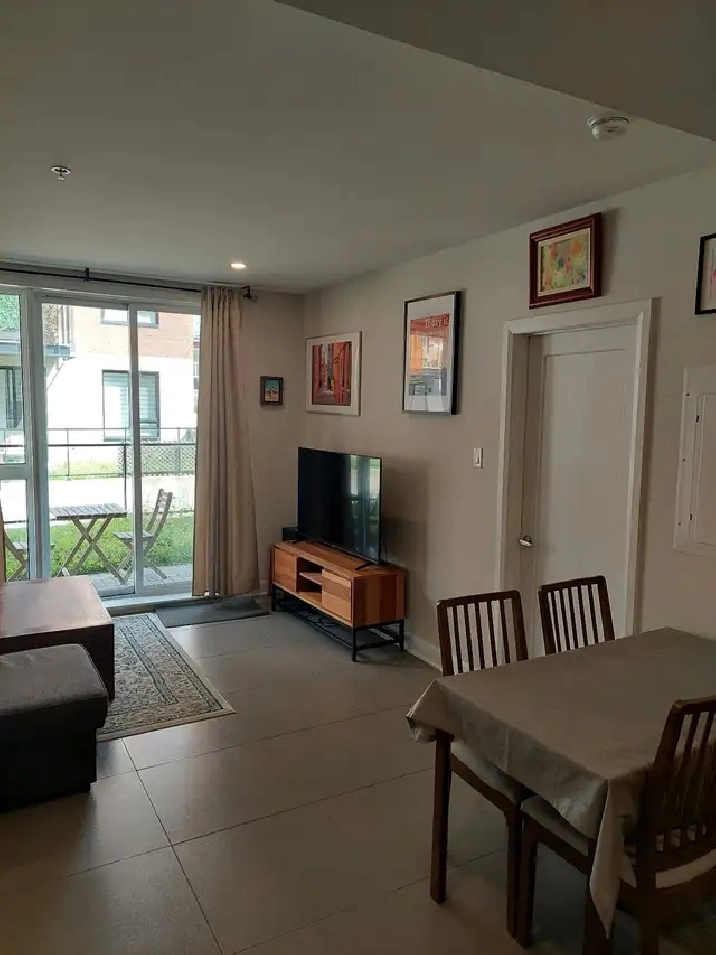 Lease Transfer - 2 bedroom apartment (4½) in Ahunstic