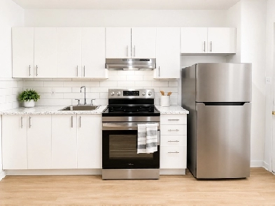 31/2 MONTREAL DOWNTOWN 1290$ / PLEASE CALL: (514) 605 - 1262