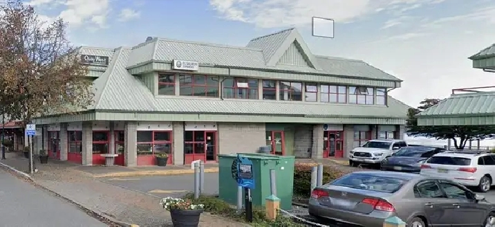 Office Space in Downtown Campbell River For Lease with 5 Offices