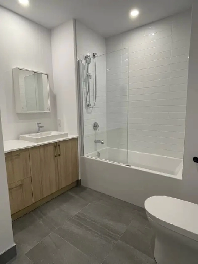 3 1/2 apartment available, all-inclusive.