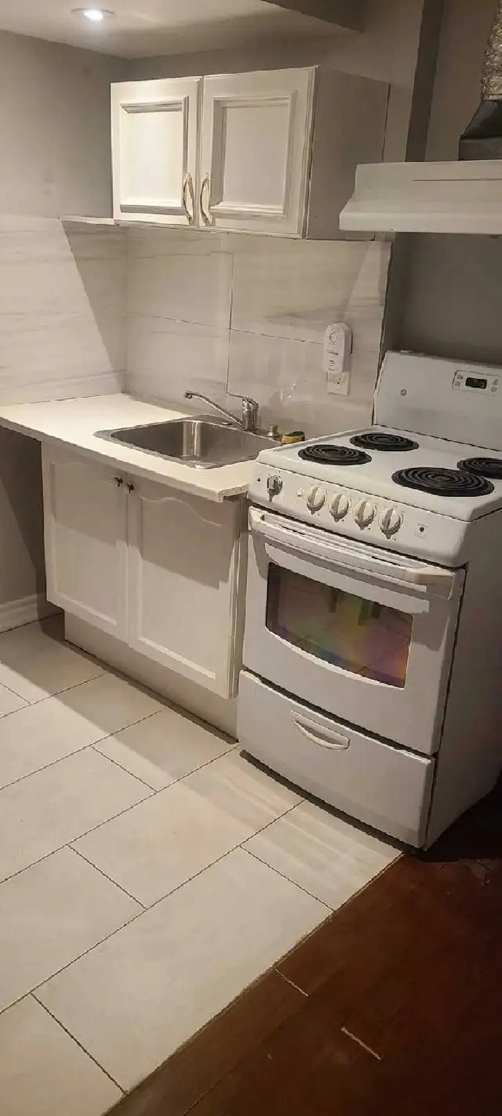 1 Bedroom Basement Apartment for Rent