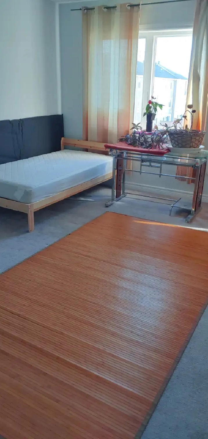 \Private Bedroom Private Bathroom Furnished & All Inclusive