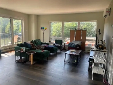 2 Bed, 2 Bath   Den in Fairview - Lease Takeover - Oct 1st 2026