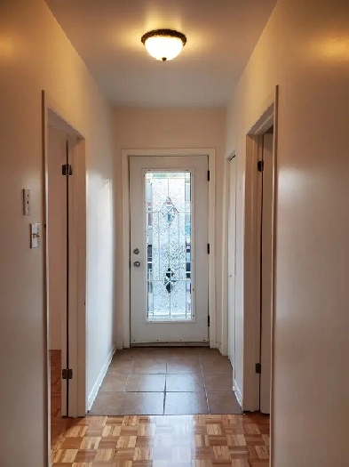 Logement à louer 41/2 semi-meublé, Plateau, Brébeuf-Mt-Royal